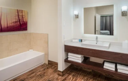 crowne-plaza-springfield-convention-ctr-an-ihg-hotel-main-hero