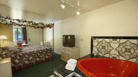 days-inn-by-wyndham-riverside-tyler-mall-main-hero