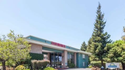 days-inn-suites-by-wyndham-sunnyvale-main-hero