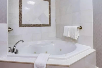 drury-inn-suites-st-louis-ofallon-il-main-hero