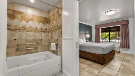 econo-lodge-inn-suites-heavenly-village-area-main-hero