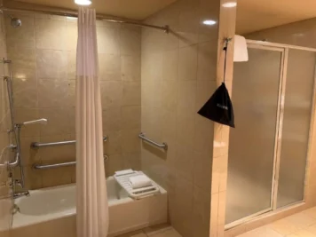 embassy-suites-by-hilton-east-peoria-riverfront-hotel-conference-center-main-hero