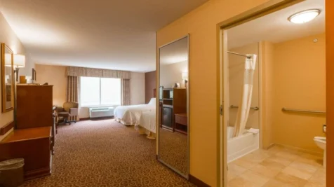 hampton-inn-goshen-main-hero