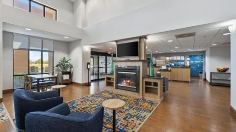hampton-inn-suites-madera-main-hero
