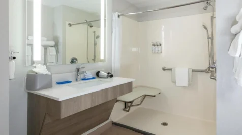 holiday-inn-express-suites-jacksonville-airport-an-ihg-hotel-main-hero