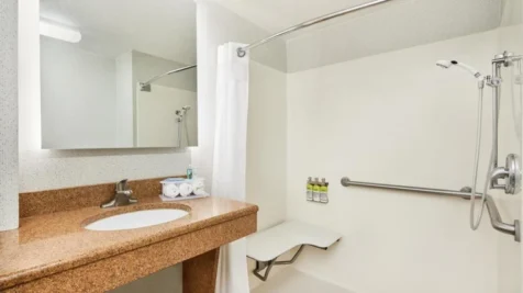 holiday-inn-express-suites-jacksonville-se-med-ctr-area-by-ihg-main-hero