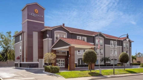 la-quinta-by-wyndham-tampa-bay-area-tampa-south-main-hero
