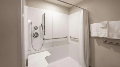 la-quinta-inn-suites-by-wyndham-effingham-main-hero