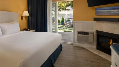 monterey-bay-lodge-main-hero