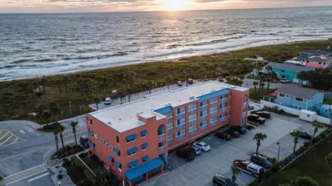 oceanview-lodge-main-hero