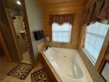 thunderbird-lodge-at-spider-mountain