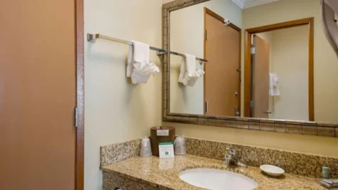Best Western Holiday Hotel – Coos Bay
