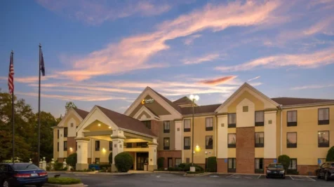 Comfort Inn & Suites Spartanburg North – Spartanburg